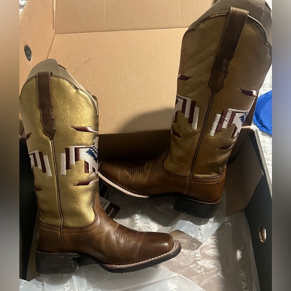 Ariat Shoes - Ariat Brown and Gold Western Boots